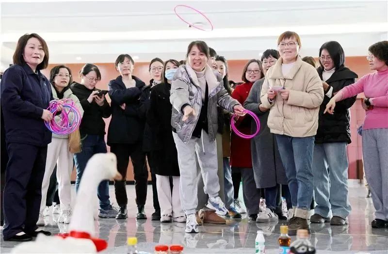 1711614080165875.jpg 1711614080165875.jpg